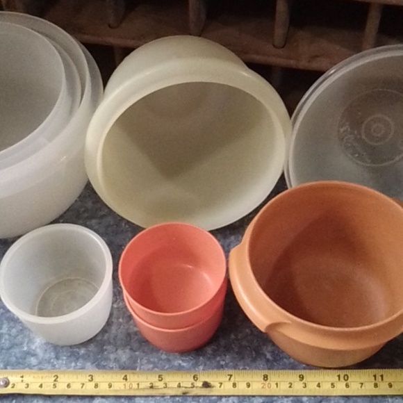Tupperware odds - Picture 3 of 4